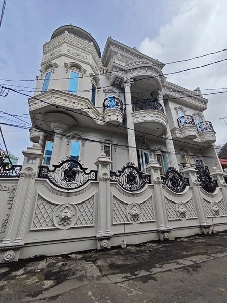 Jakarta Pusat Rumah Mewah Mangga Dua Classic European 4,5 Lantai – Dekat ITC Mangga Dua & WTC Mangga Dua, Pasar Mangga Dua, SMA Negeri 1 Jakarta, RS Husada Mangga Besar 1 1