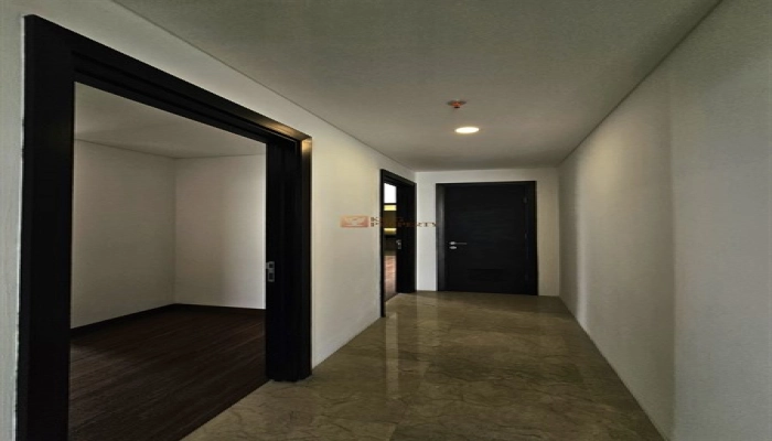 Jakarta Pusat Private Lift & Golf View, Siap Huni 2BR Springhill Royale Suites Jakarta Pusat   2 1