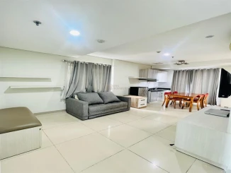 Disewakan 2BR Madison Park HOOK Modern Minimalist Contemporary City View Dekat Central Park  Taman Anggrek