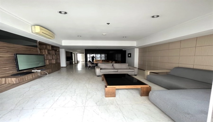 Royal Mediterania Private Lift, 3 Kamar Royal Mediterania Garden Furnish Interior     2 1