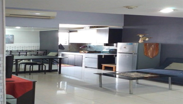 Jakarta Barat Akses Strategis, 2BR Apartemen Season City Diatas Mall Furnished 3 1