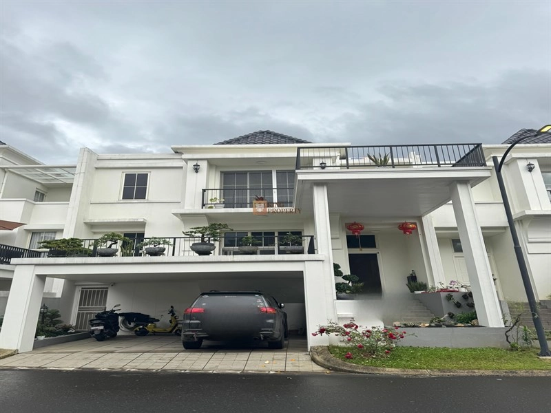 Bodetabek  Rumah Mewah Modern Classic Luxury Summarecon Bogor – Dekat AEON Mall Sentul City & Tol Jagorawi 1 1