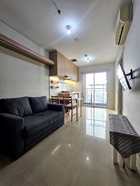 Madison Park Interior Modern, Disewa 2BR Apartemen Madison Park Tanjung Duren 2 1