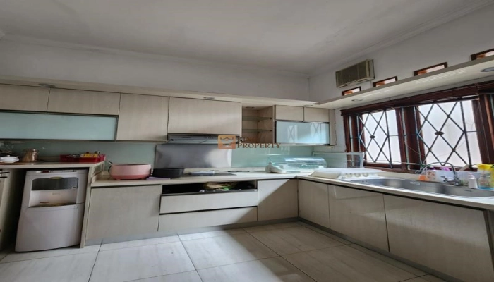 Jakarta Selatan Luxury Living! Rumah 535m² di Kemang Timur – Interior Klasik SHM 11 10
