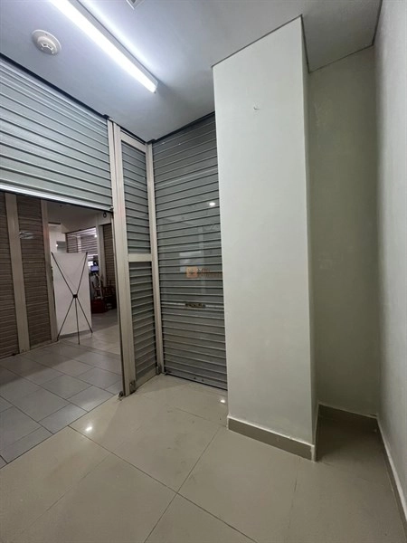 Madison Park  Disewakan Kios Madison Park Area Central Park Mall Podomoro City 10 10