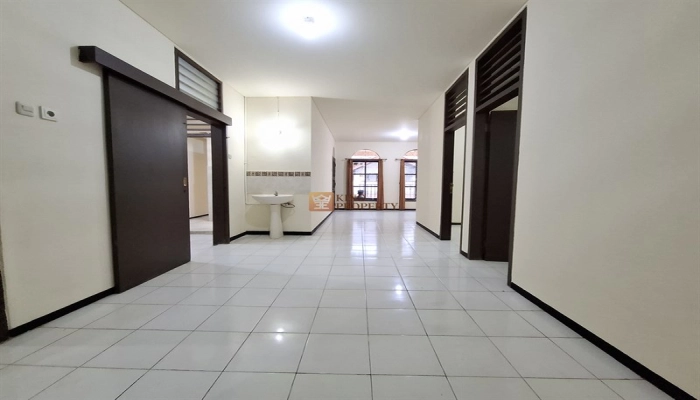 Jakarta Barat Disewakan Rumah Minimalis Full Renov Kebon Jeruk Baru, Lingkungan Aman dan Bebas Banjir   11 10