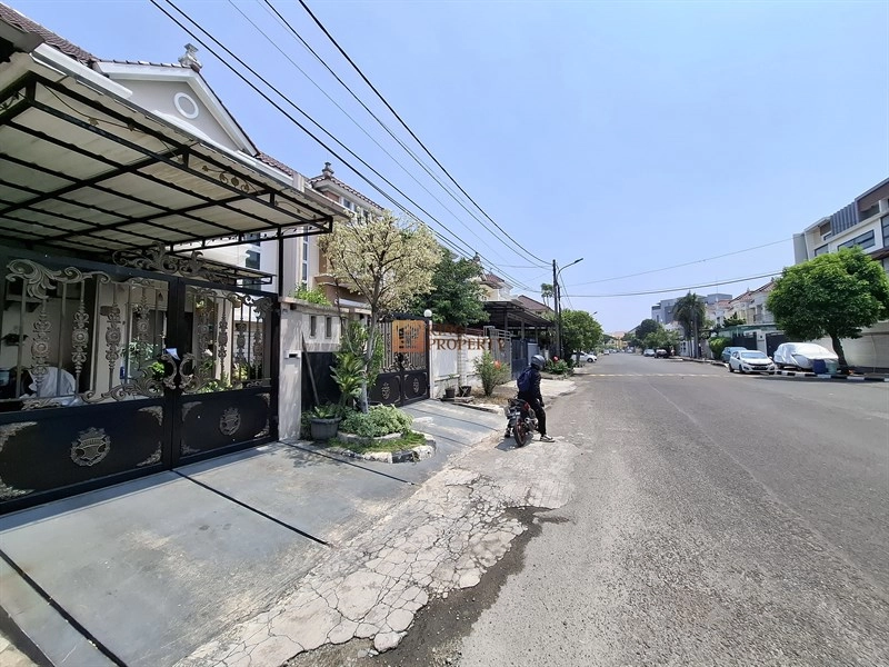 Jakarta Barat Dekat Mall Daan Mogot, Rumah Cluster Bedugul Daan Mogot Baru Furnished 12 11