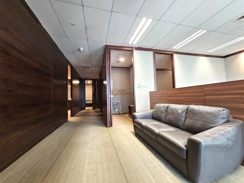 Jakarta Selatan Lokasi Emas, Dijual Office Space Equity Tower SCBD Interior 221m2 12 11