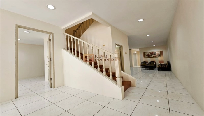 Jakarta Utara Disewa Rumah 2 Lantai Minimalis Camar Permai PIK Rapi Nyaman 3 11