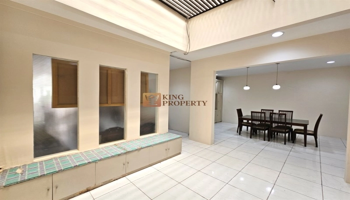 Jakarta Utara Disewa Rumah 2 Lantai Minimalis Camar Permai PIK Rapi Nyaman 4 12