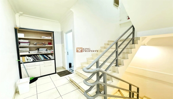 Jakarta Selatan Minimalis Classic, Dijual Ruko Crown Palace Lokasi Strategis 238m2  13 12