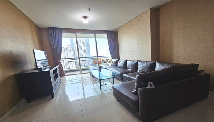 Central Park Unit Strategis, 2BR Condominium Central Park Residence Furnished 13 12