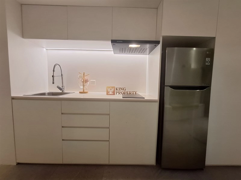 Jakarta Barat Disewakan 1BR AKR Gallery West – Scandinavian Minimalist, Unit Luas Convert 2BR Hook    12 12