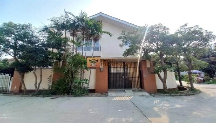 Jakarta Barat Fully Furnish! Rumah 2 Lantai Cengkareng Indah Hook Fengshui Bagus 13 12_result
