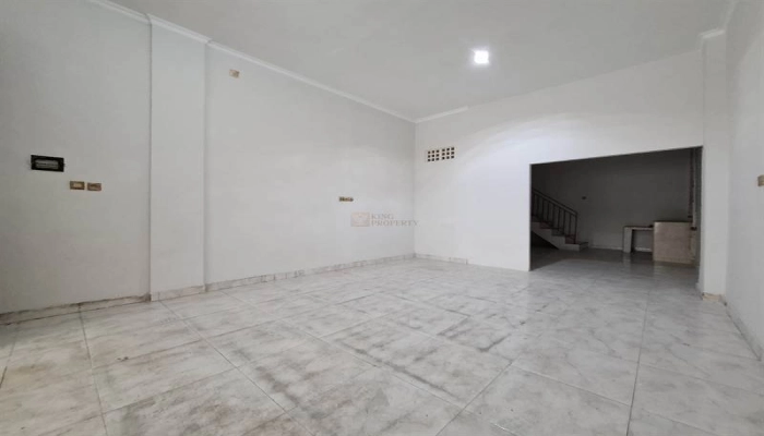 Jakarta Barat Disewakan ruko 3 lantai Jelambar – dekat Central Park Mall & kampus besar, lokasi strategis! 13 13