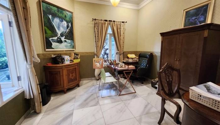 Jakarta Barat Rare Unit! Rumah 2 Lantai di Puri Kembang Ayu – Desain Elegan, SHM   13 13
