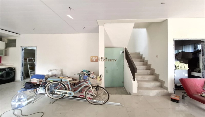 Jakarta Barat Dijual Rumah Hoek 2 Lt Selesai Renov 9x16 puri mansion Jakarta Barat 4 13