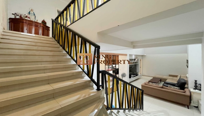 Jakarta Barat Tinggal Rapi! Rumah 2 Lantai Gaya Modern di Villa Tomang Mas SHM 4 14