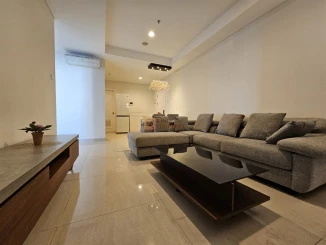 Interior Modern 3BR Condominium Grand Madison Dekat UKRIDA