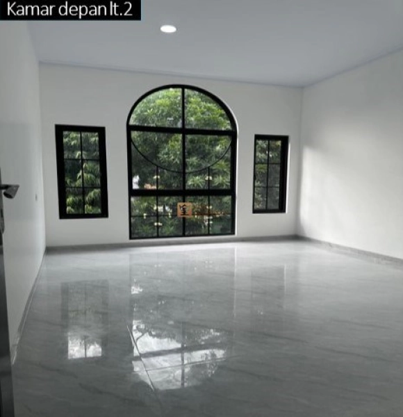 Jakarta Barat Hanya 4 Unit, Rumah 3 Lantai Tanjung Duren Barat, Harga Termurah SHM 14 14