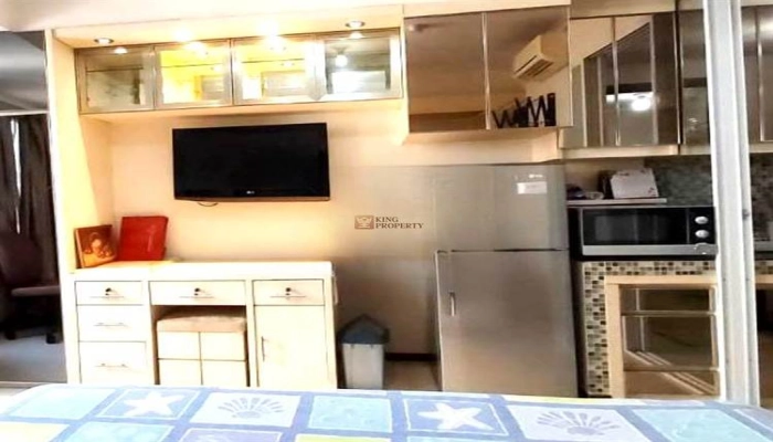 Royal Mediterania Studio Royal Mediterania Garden dengan Smart Space Concept Pool View Cantik Dekat Central Park & BINUS 13 14