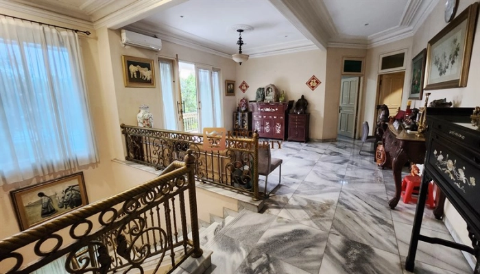 Jakarta Barat Rare Unit! Rumah 2 Lantai di Puri Kembang Ayu – Desain Elegan, SHM   14 14