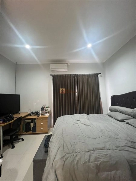 Bodetabek Lokasi Strategis, Rumah Green Bintaro Indah 2 Lantai Furnish SHM 15 14