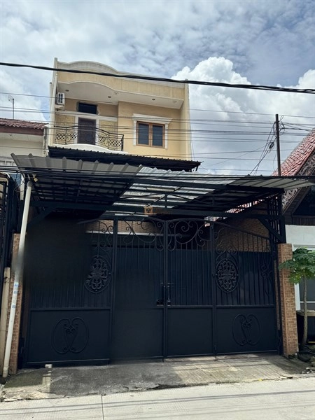 Jakarta Barat Rumah 2,5 Lantai Design Modern Classic Greenville Kebon Jeruk – Dekat Central Park, Mall Taman Anggrek & Tol Kebon Jeruk 17 15