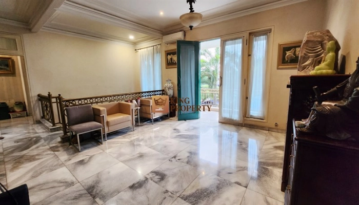 Jakarta Barat Rare Unit! Rumah 2 Lantai di Puri Kembang Ayu – Desain Elegan, SHM   15 15