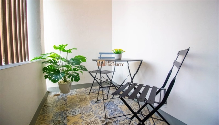 Jakarta Barat Fully Furnish Rumah Kost Super Lengkap di Tomang Citrine Residence SHM 15 15_ada_tempat_duduk_di_balkon_lantai_3