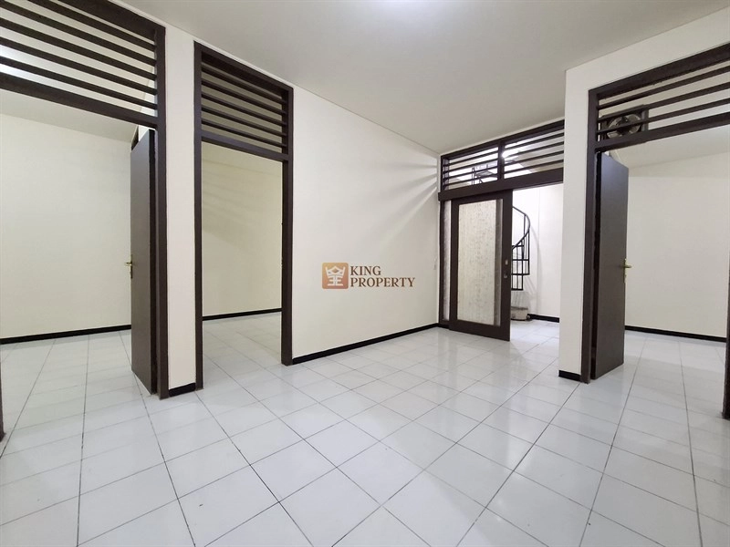 Jakarta Barat Disewakan Rumah Minimalis Full Renov Kebon Jeruk Baru, Lingkungan Aman dan Bebas Banjir   17 16