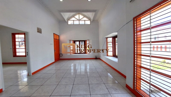 Jakarta Barat Rumah Hook! Disewa 261m2 Citra Garden 3 Sejuk Asri Rapi Terawat<br> 17 16_
