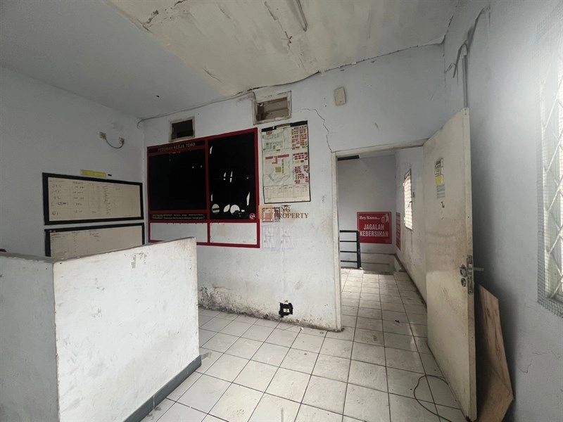Jakarta Barat Spacious Old Commercial Warehouse Ruko – Pinggir Jalan, Dekat Puri CBD & PX Pavilion, Pasar Meruya, RS Siloam Kebon Jeruk 16 17