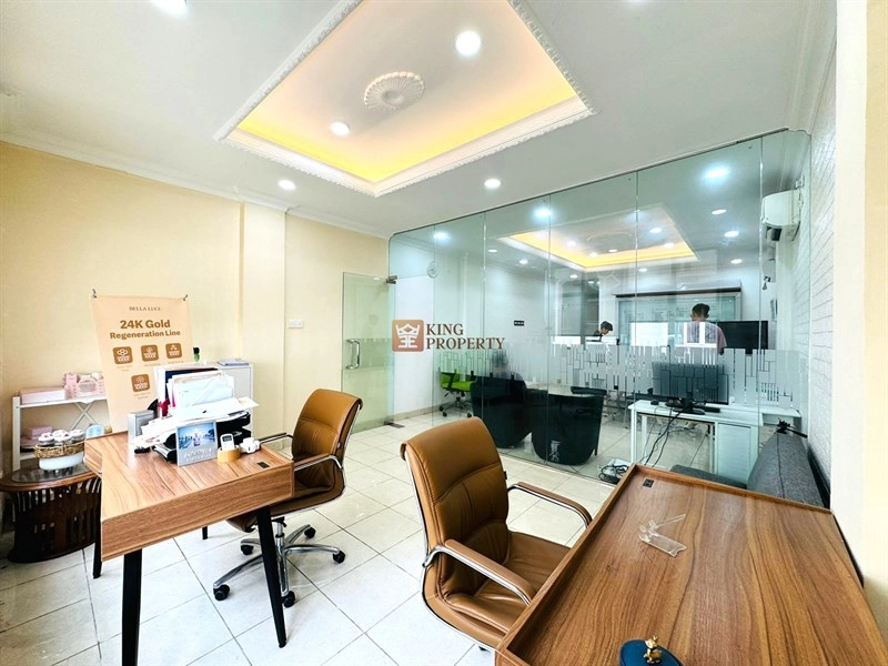Jakarta Selatan Minimalis Classic, Dijual Ruko Crown Palace Lokasi Strategis 238m2  18 17