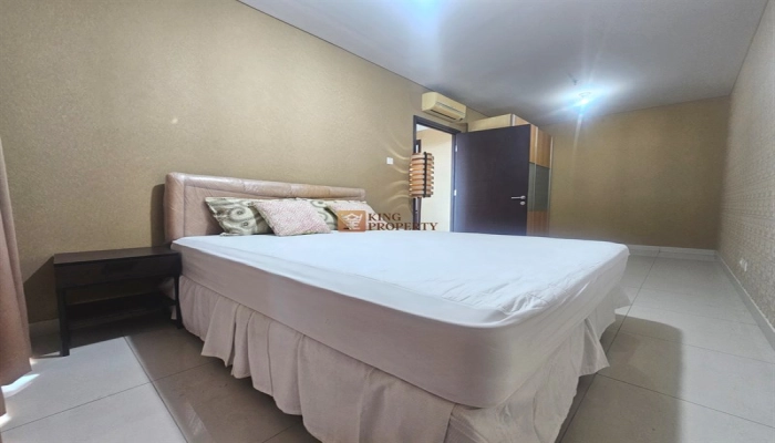 Central Park Unit Strategis, 2BR Condominium Central Park Residence Furnished 18 17