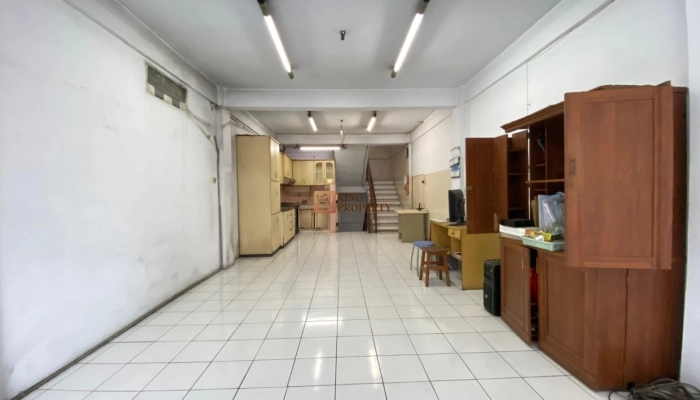 Jakarta Utara Cari Lokasi Usaha Ramai? Ruko 4 Lantai Dekat Pasar Teluk Gong Potensi Usaha Besar, Sudah Siap Pakai 10 1776226453880