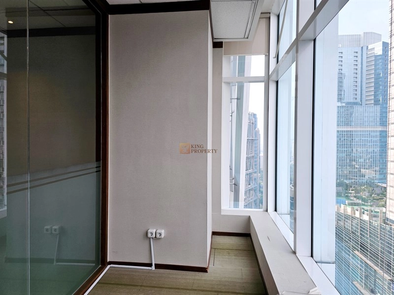 Jakarta Selatan Lokasi Emas, Dijual Office Space Equity Tower SCBD Interior 221m2 19 18