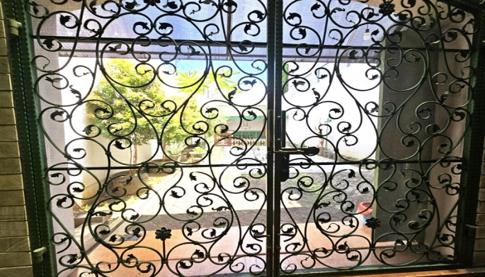 Jakarta Barat Dekat Tol Kebon Jeruk, Dijual Rumah Tosiga Strategis di Duri Kepa SHM 19 18