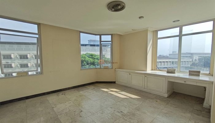 Jakarta Barat 3BR Apartemen Slipi Harga Best Deal! Luas, Banyak Cahaya, Dekat Central Business District Sudirman 15 18