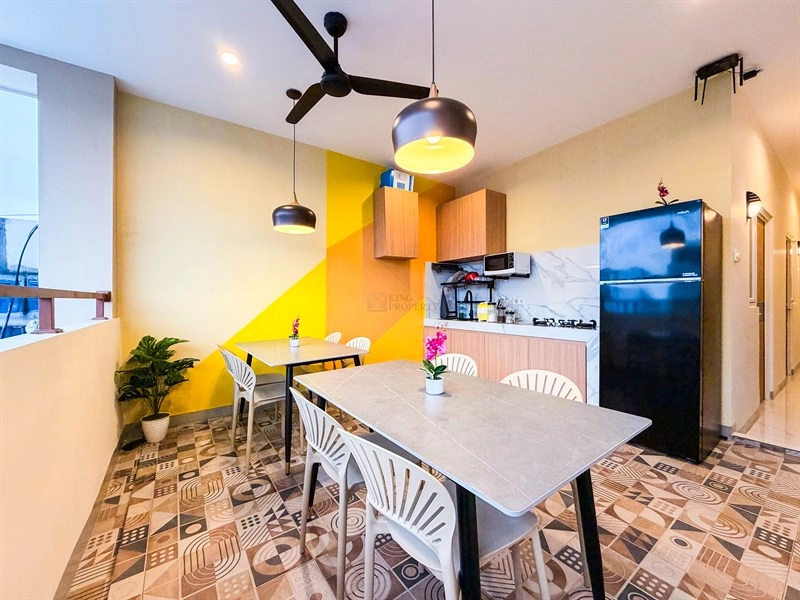 Jakarta Barat Dijual Rumah Kost 4 Lantai Tanjung Duren Raya Modern Contemporary Fasad Art Deco 18 18_roof_top_dining_area_dgn_wifi_hotspot