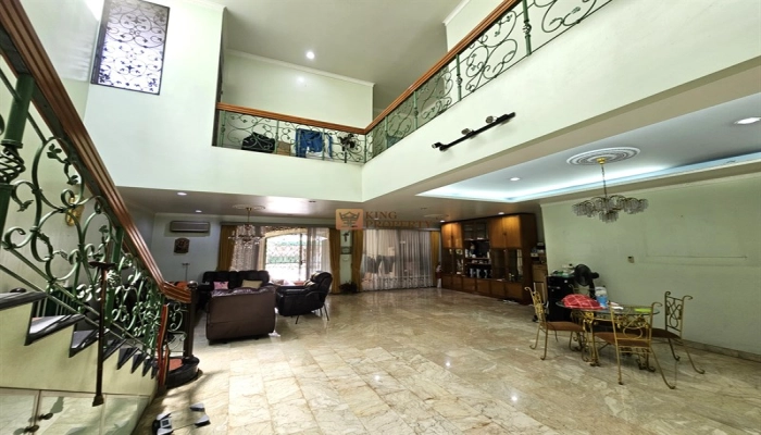 Jakarta Barat Dekat Tol Kebon Jeruk, Dijual Rumah Tosiga Strategis di Duri Kepa SHM 20 19