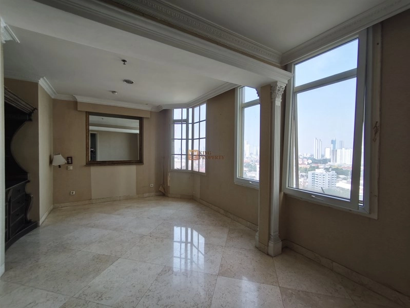 Jakarta Barat Elegant Classic 2BR Apartment Slipi 118m² – Prime Location Near Sudirman, Senayan & Central Park 19 19