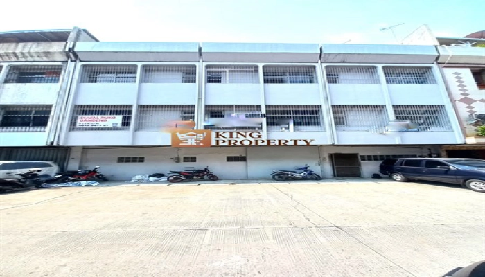 Jakarta Pusat Dijual Ruko Gandeng 3 Unit Pangeran Jayakarta Dekat Kota Tua SHM 2 1_edited