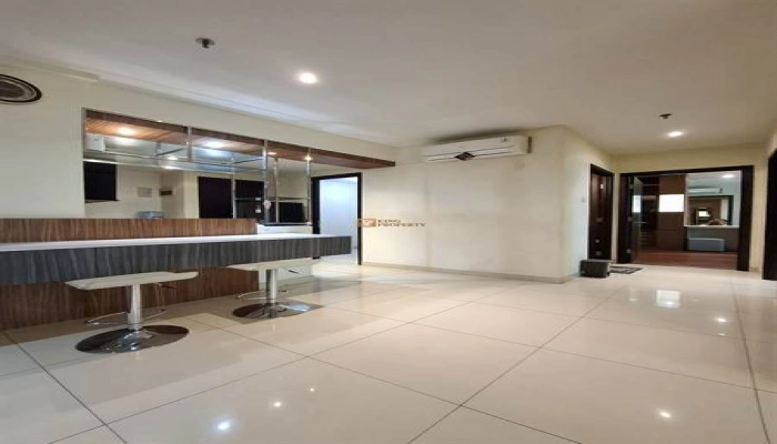 Central Park Modern Luxury Living Style, 2BR Central Park Residence, Balkon Luas & City View, Dekat Mall Central Park & Taman Anggrek, Grogol Jakbar 2 2