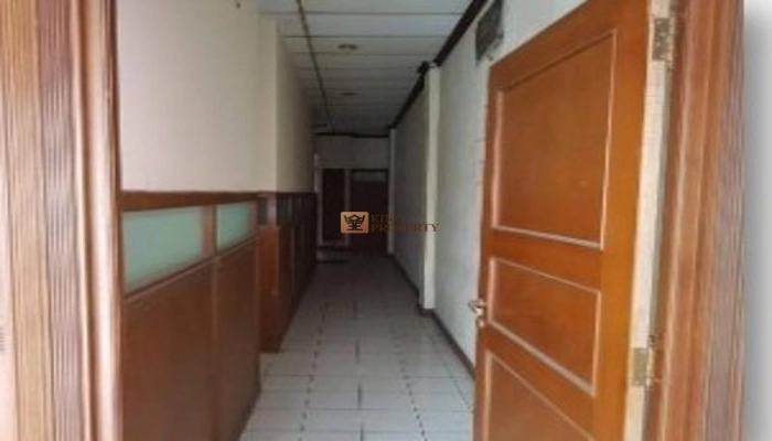 Jakarta Selatan Lokasi Pinggir Jalan, Ruko Komplek Perkantoran Buncit Mas 262m2 3 2