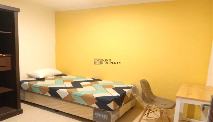 Bodetabek Peluang Investasi! Rumah Kost + Kios di Depok, Terawat & SHM 3 2