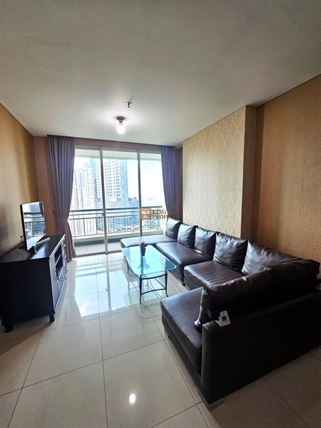 Central Park Unit Strategis, 2BR Condominium Central Park Residence Furnished 3 2