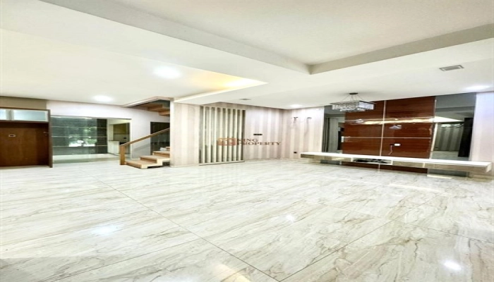 Jakarta Barat Dijual Cepat Rumah Mewah 3 Lantai di Kembangan Puri Mansion Buckingham 6 2