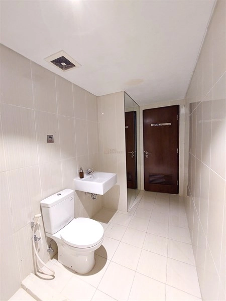 Neo Soho Disewakan SOHO Neo Soho Residence Podomoro City – Modern Industrial 2 Lantai, Hook Unit, Dekat Central Park & Taman Anggrek 34 20231026_181916