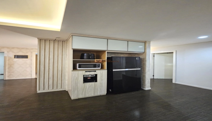 Green Bay Pluit Penthouse Furnished Mewah Langka 3BR 148m2 Green Bay Pluit 3 20250730_181633